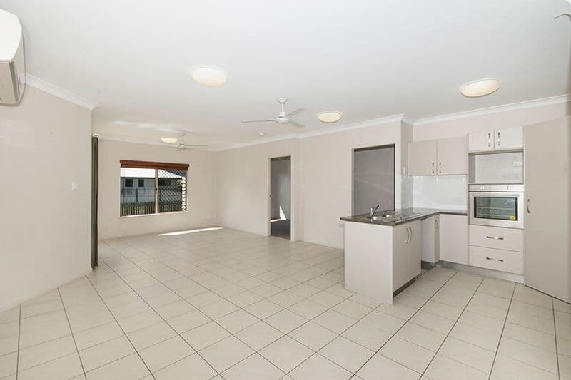 34 Blue Wren Drive, Kelso QLD 4815, Kelso - Thumbnail 3
