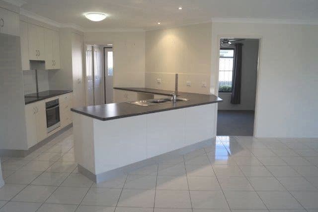 34 Moriarty Street, Emerald QLD 4720, Emerald - Thumbnail 2