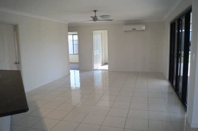 34 Moriarty Street, Emerald QLD 4720, Emerald - Thumbnail 4