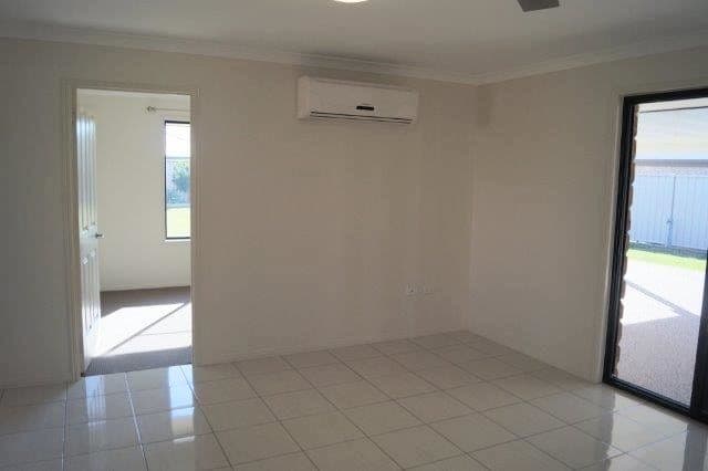 34 Moriarty Street, Emerald QLD 4720, Emerald - Thumbnail 7