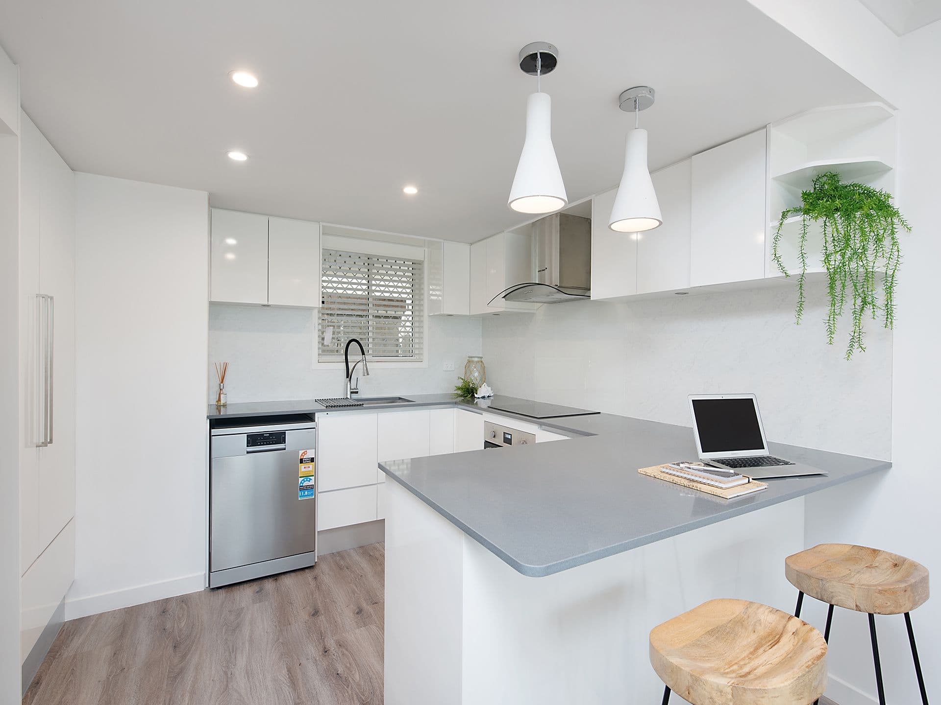 2 Landsborough Parade, Golden Beach QLD 4551, Golden Beach - Thumbnail 4