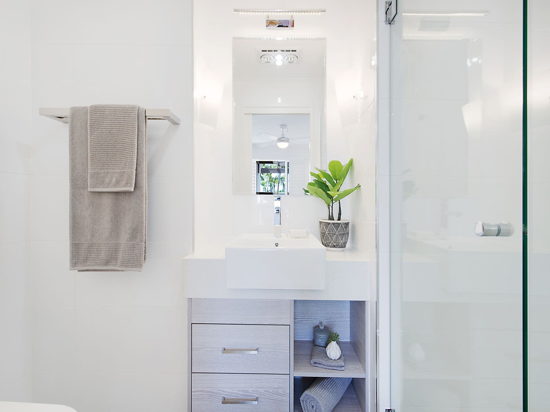 2 Landsborough Parade, Golden Beach QLD 4551, Golden Beach - Thumbnail 8