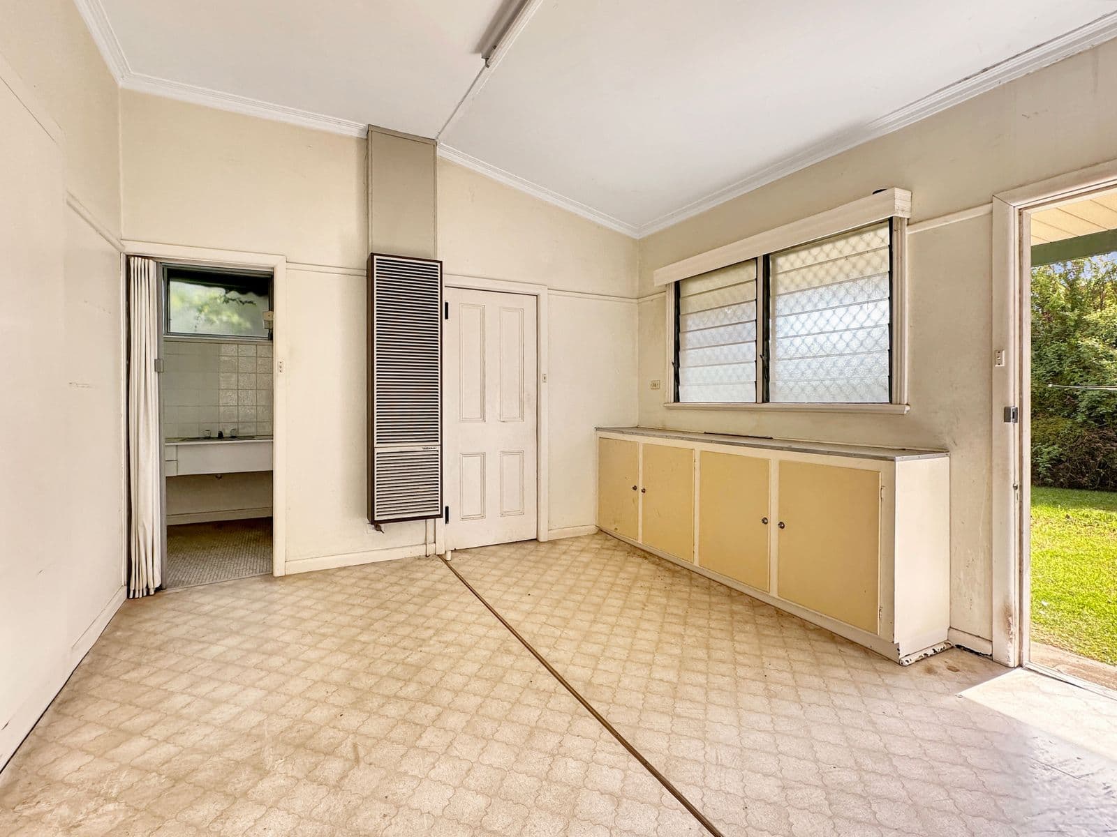 42 Inkerman Street, Maryborough VIC 3465, Maryborough - Thumbnail 3