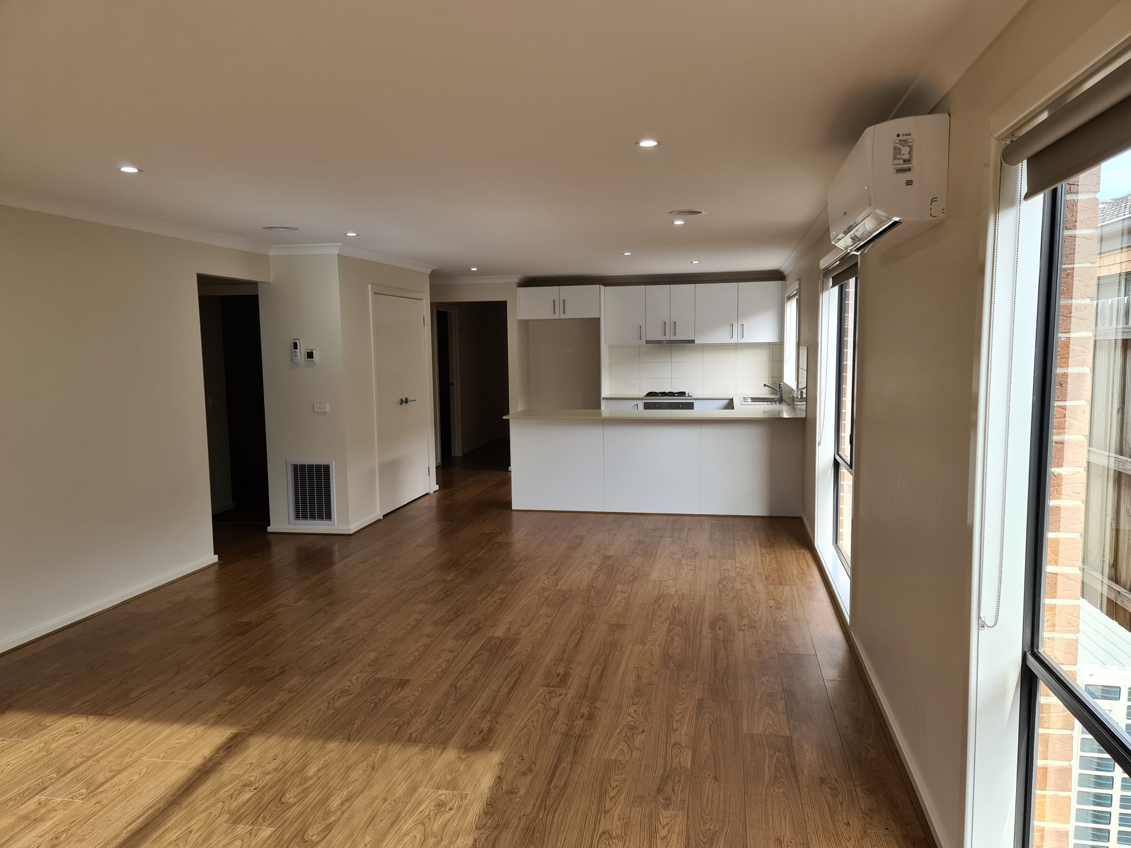 10 Yvonne Way, Tarneit VIC 3029, Tarneit - Thumbnail 7