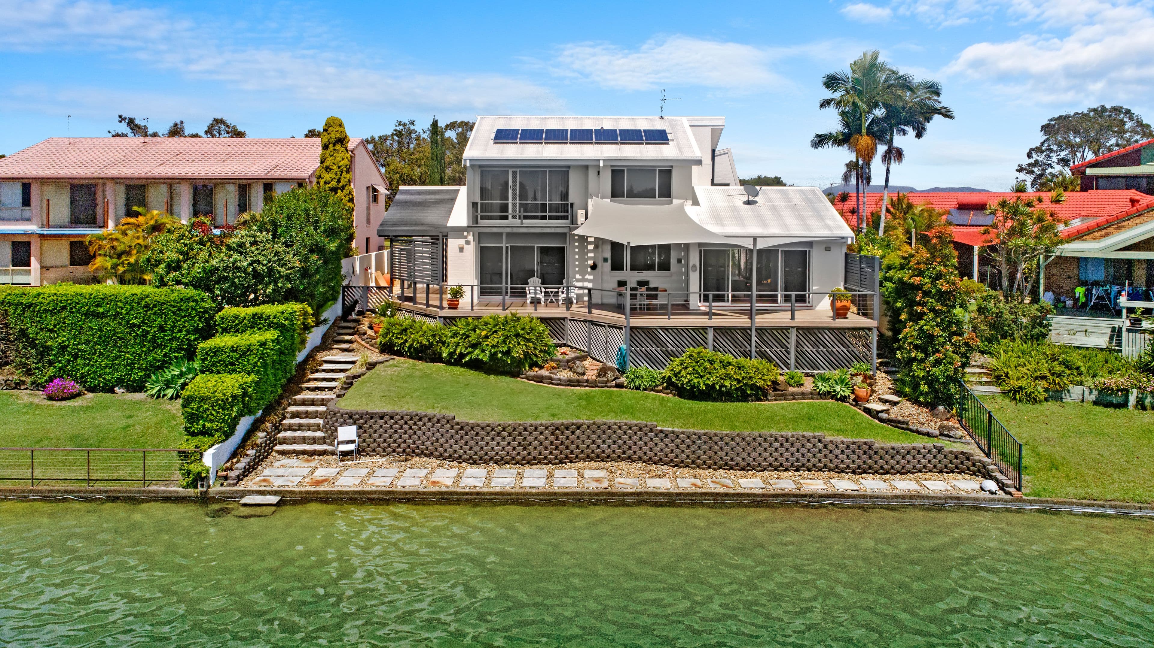 32 Wild Duck Drive, Mermaid Waters QLD 4218, Mermaid Waters - Thumbnail 4