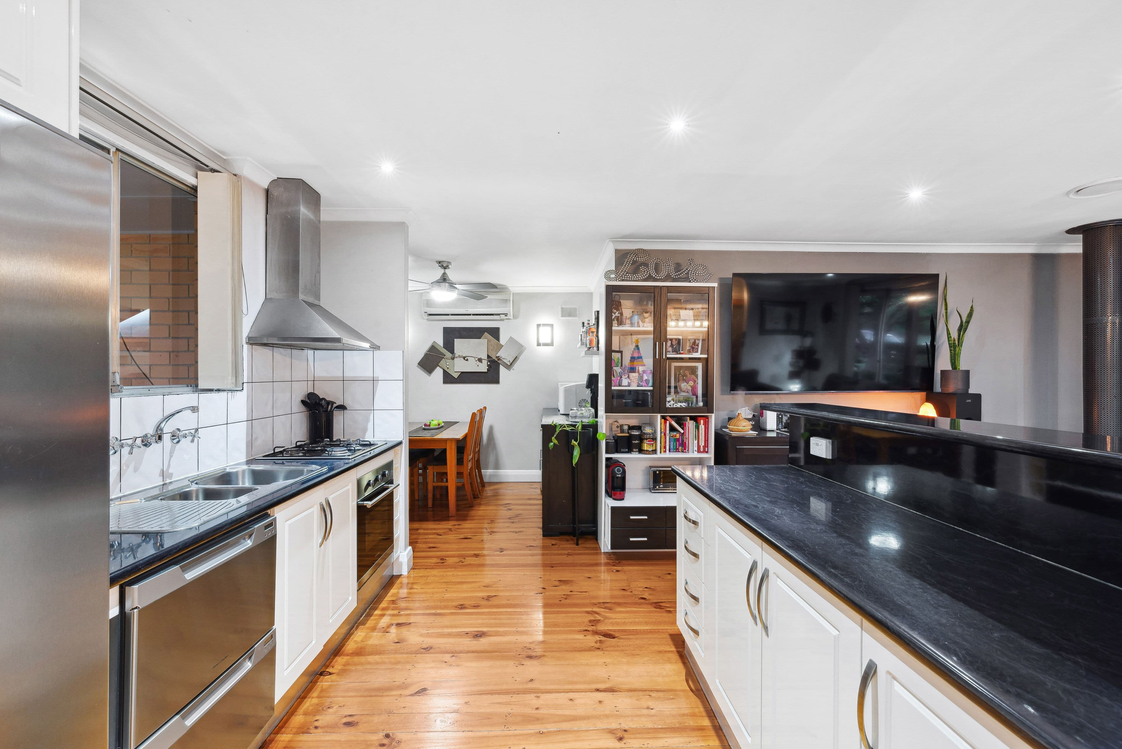 55 Cronulla Drive, Redwood Park SA 5097, Redwood Park - Thumbnail 4