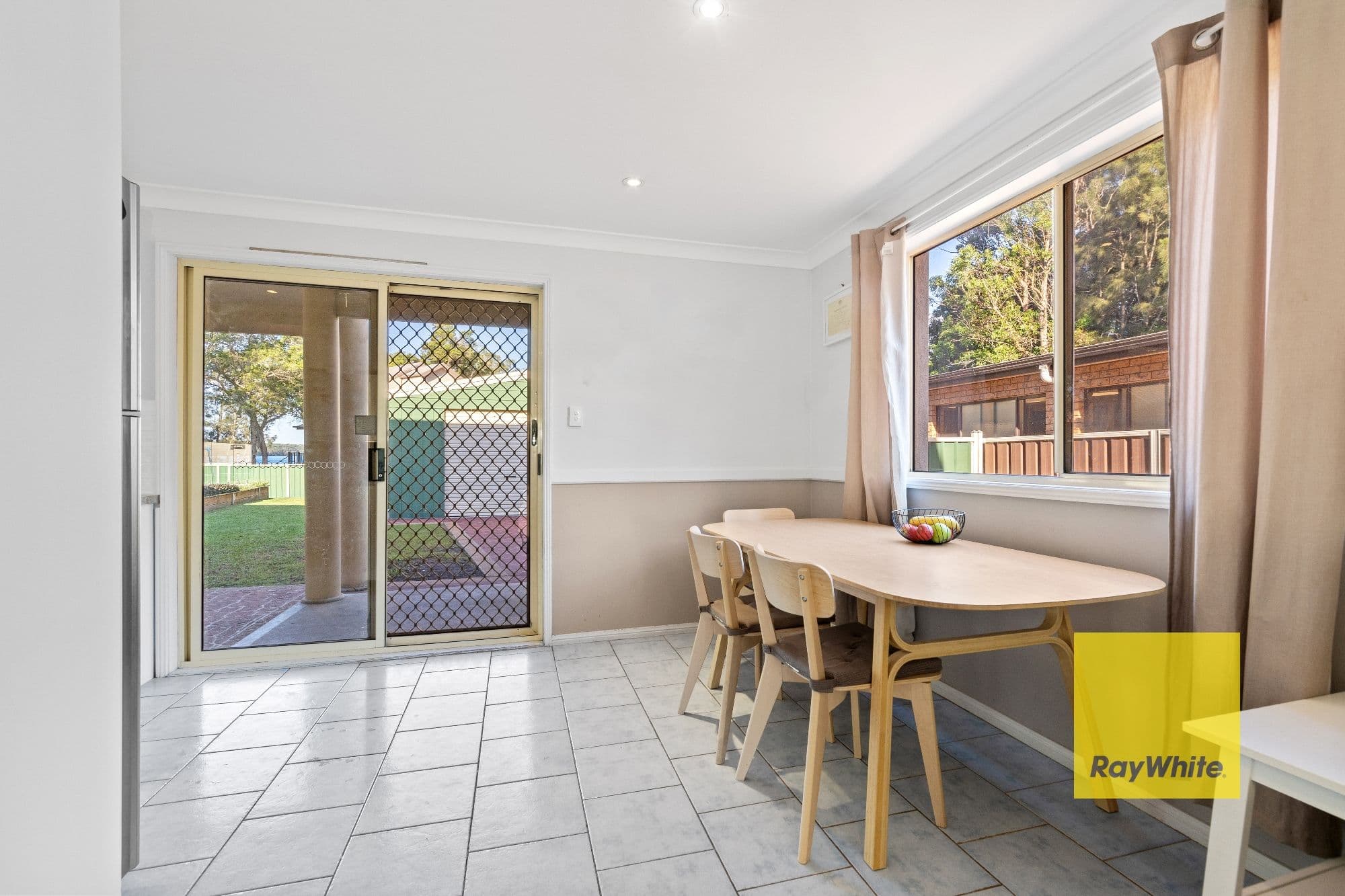 42 Gymea Crescent, Mannering Park NSW 2259, Mannering Park - Thumbnail 6