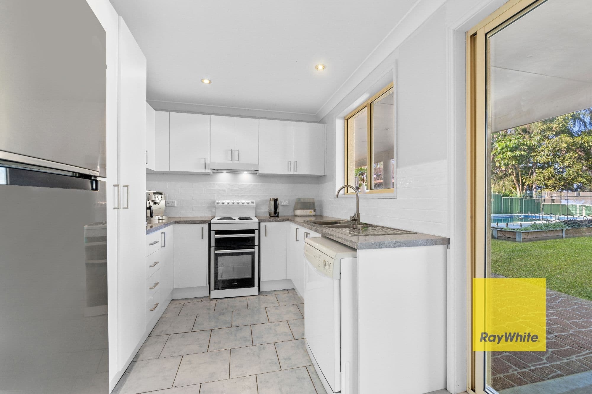 42 Gymea Crescent, Mannering Park NSW 2259, Mannering Park - Thumbnail 7