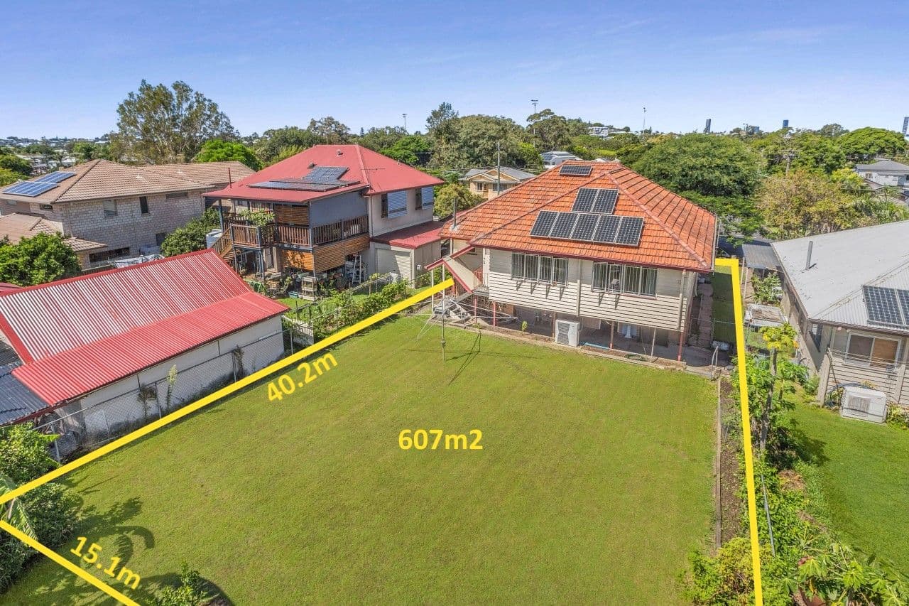 11 Howard Street, Grange QLD 4051, Grange - Image 1