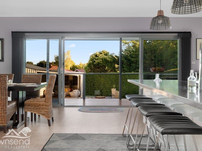 8 Linden Avenue, Orange NSW 2800, Orange - Thumbnail 2