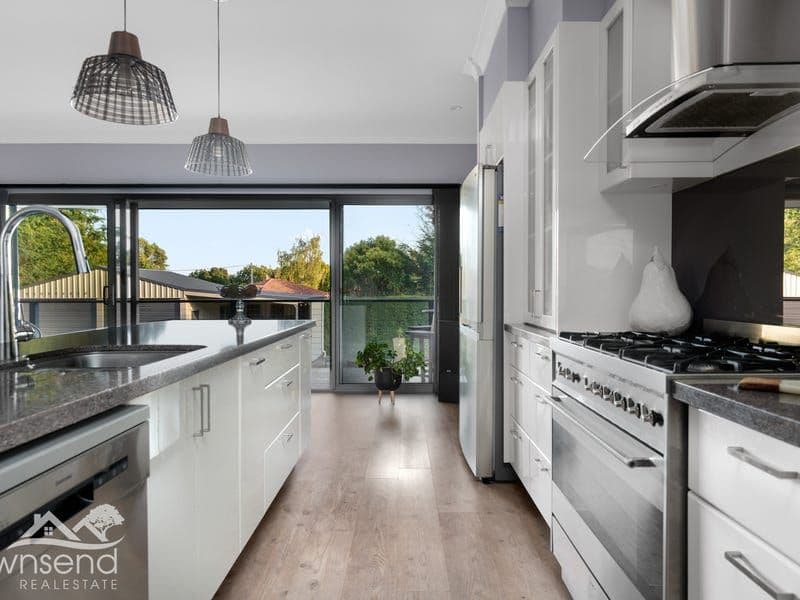 8 Linden Avenue, Orange NSW 2800, Orange - Thumbnail 3
