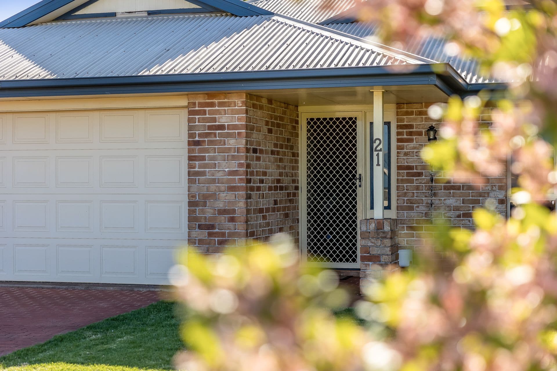 21 Macrossan Street, Cranley QLD 4350, Cranley - Thumbnail 2