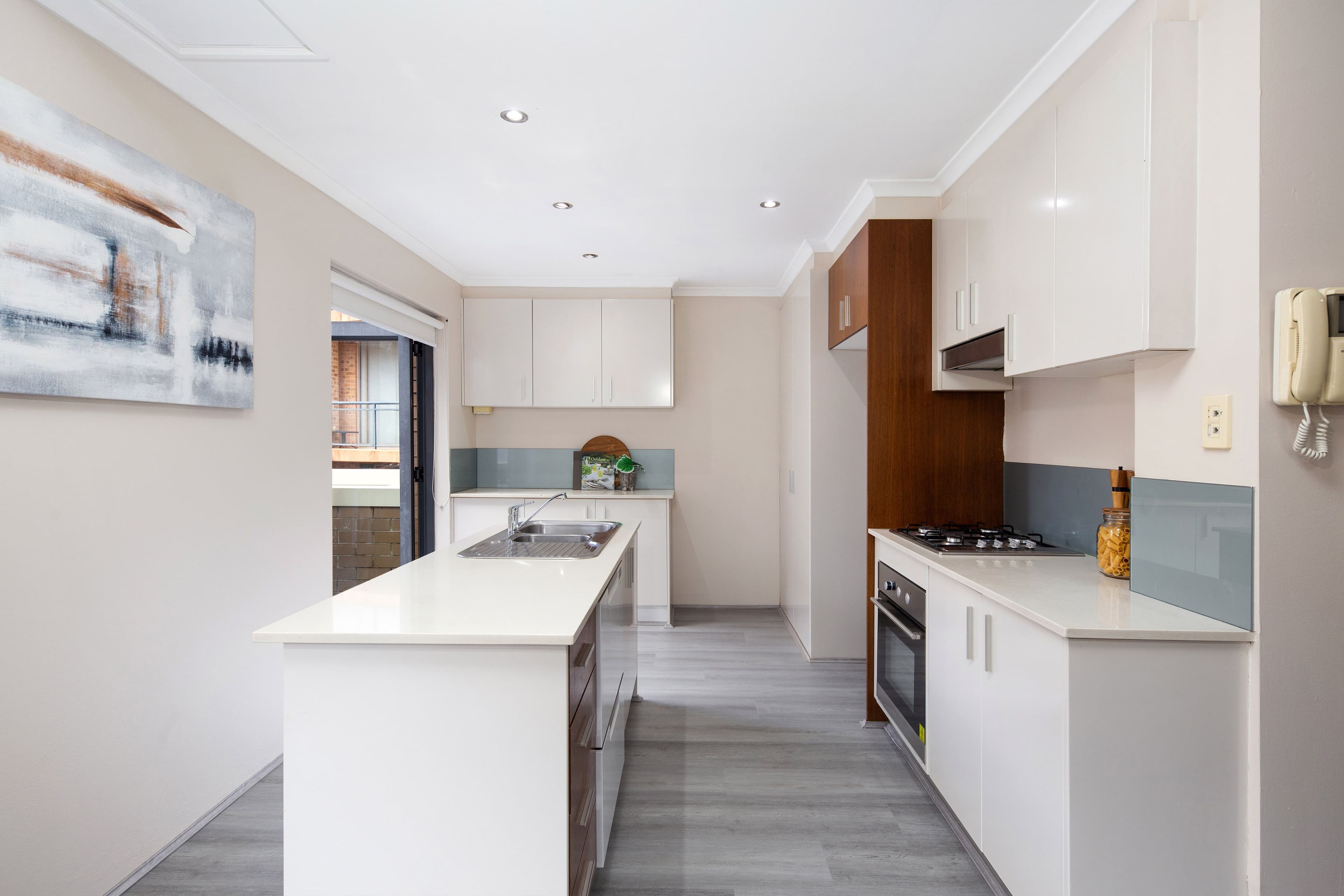 296-300 Kingsway, Caringbah NSW 2229, Caringbah - Thumbnail 2