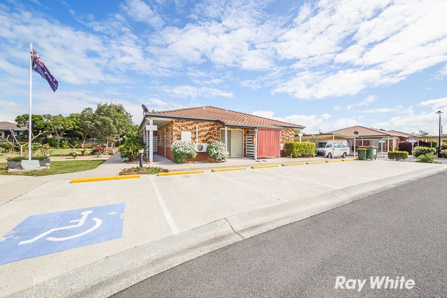 56 Biggs Avenue, Beachmere QLD 4510, Beachmere - Thumbnail 8