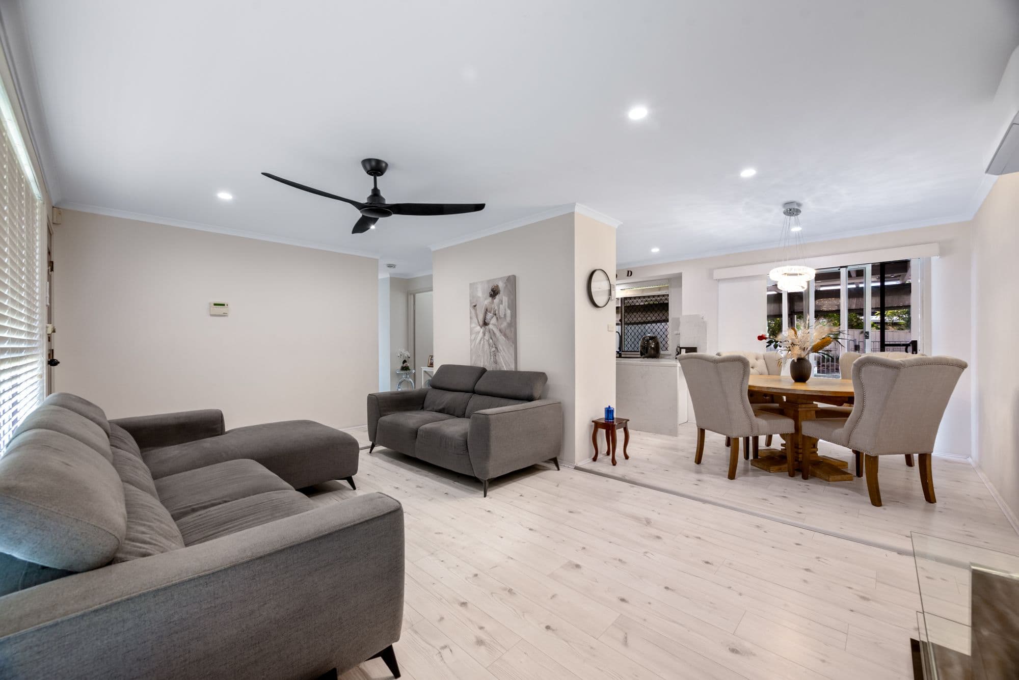 10 Juliet Close, Rosemeadow NSW 2560, Rosemeadow - Thumbnail 3