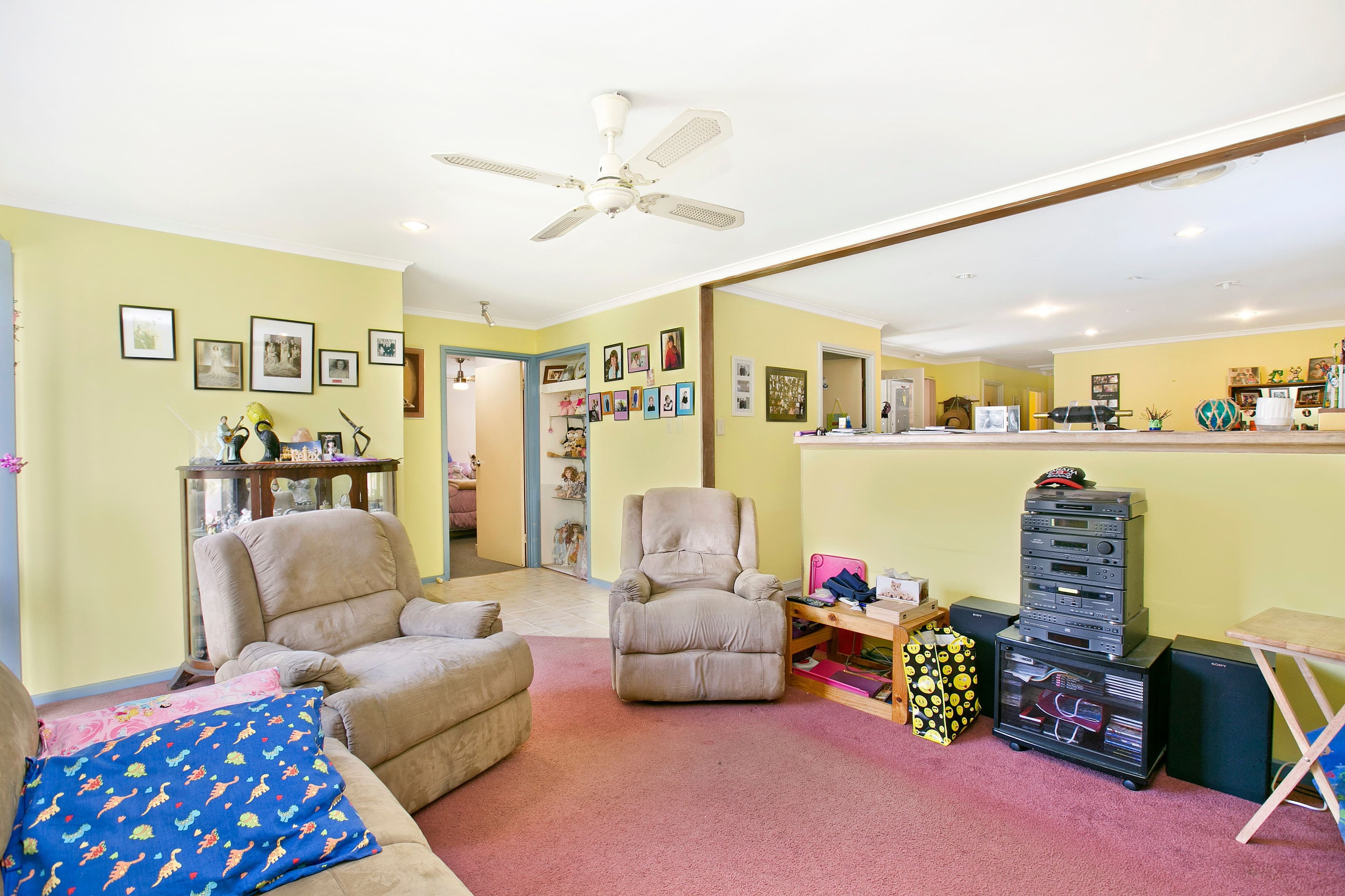 16 Minorca Crescent, Hackham West SA 5163, Hackham West - Thumbnail 3