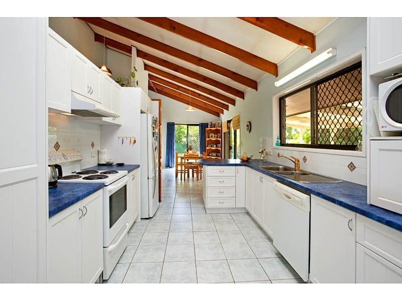 23 Winthrop Street, WISHART QLD 4122, Wishart - Thumbnail 4