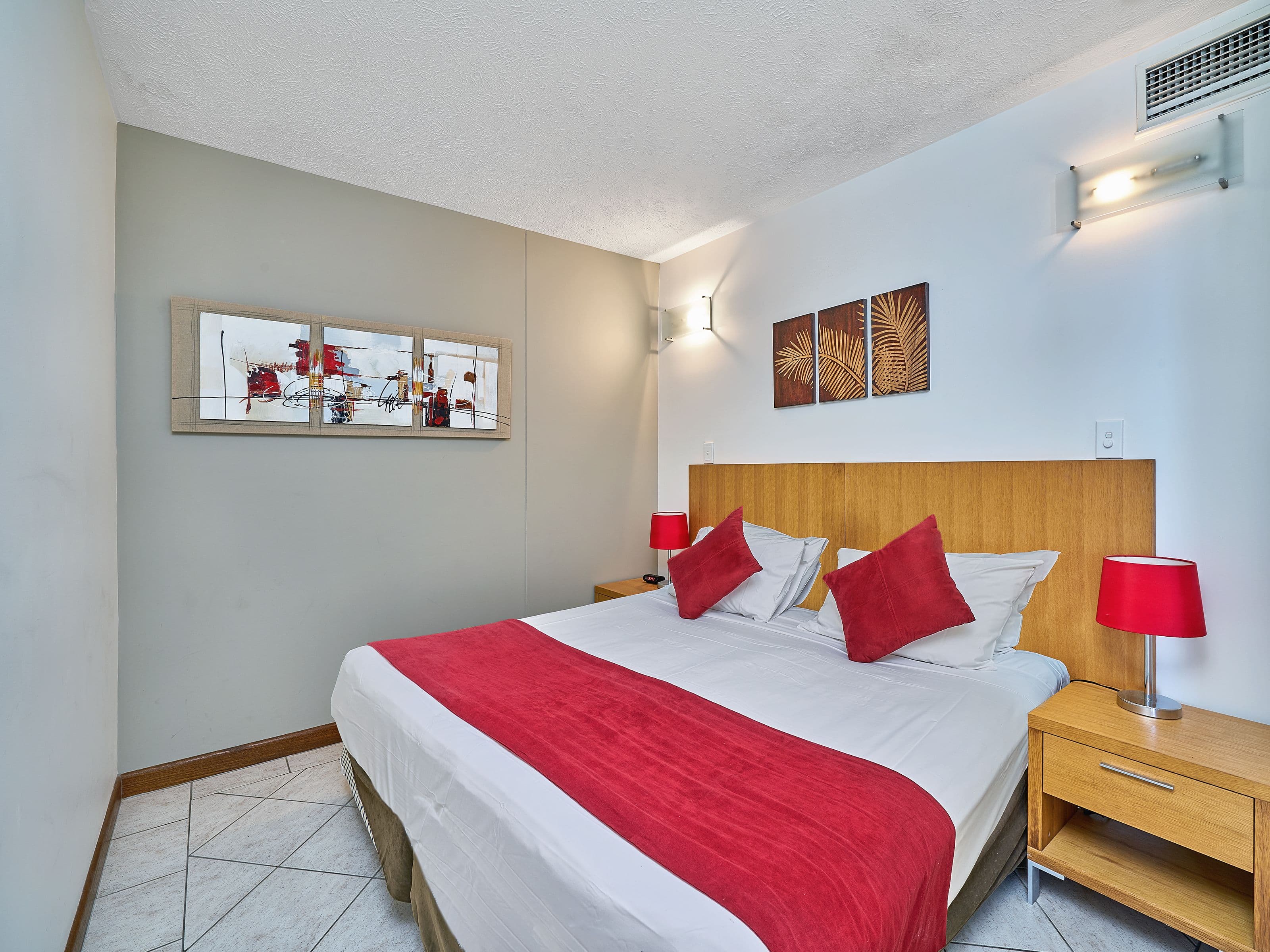 73-75 Esplanade, Cairns City QLD 4870, Cairns City - Thumbnail 2
