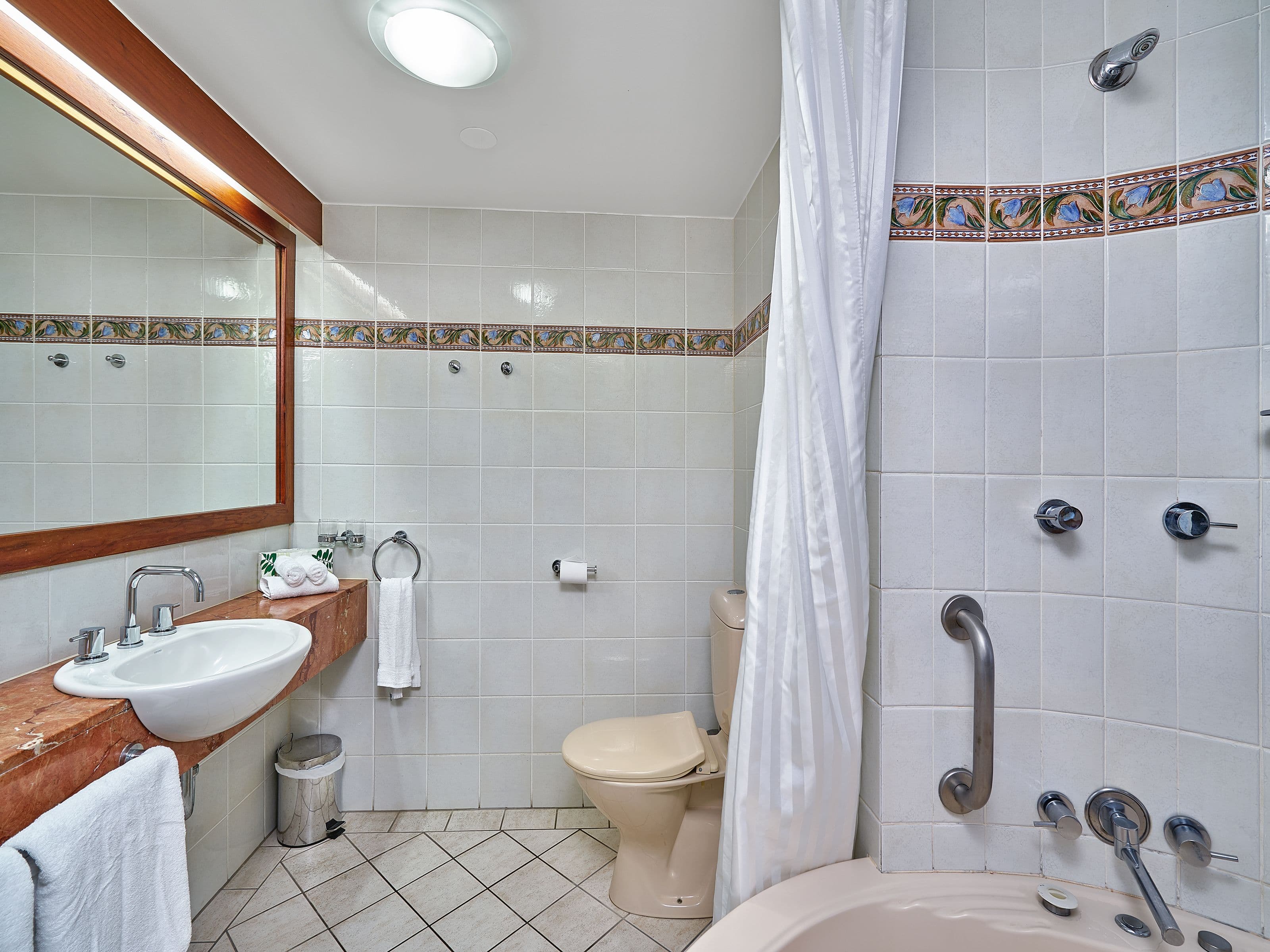 73-75 Esplanade, Cairns City QLD 4870, Cairns City - Thumbnail 3