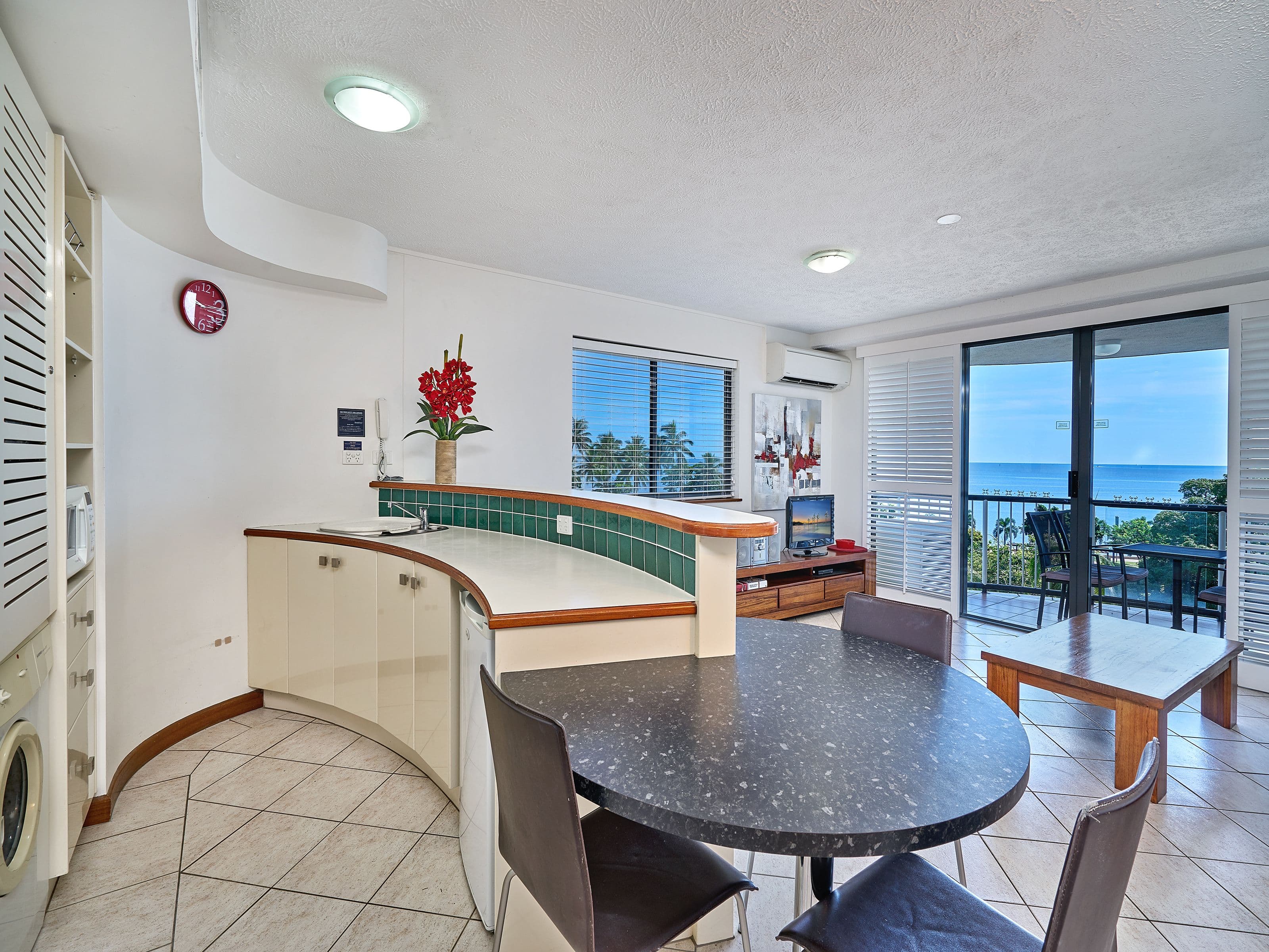 73-75 Esplanade, Cairns City QLD 4870, Cairns City - Thumbnail 4