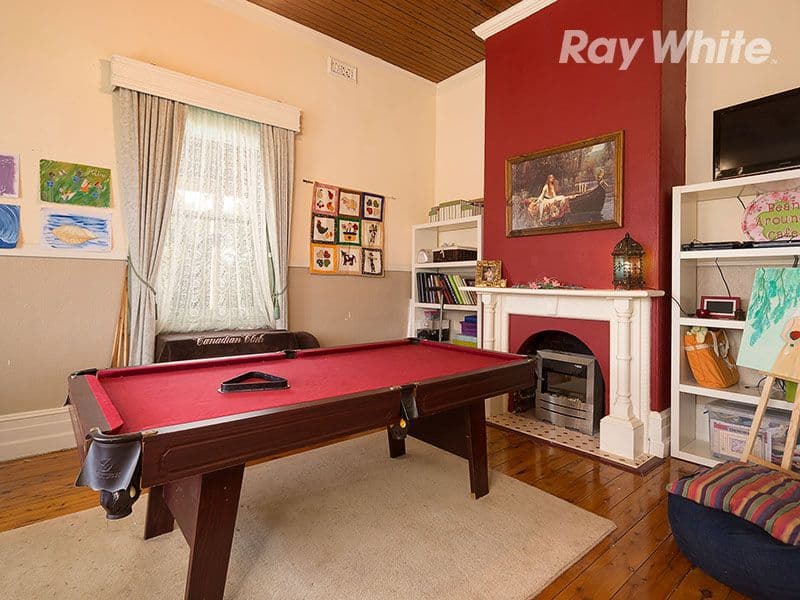 27 Bow Street, COROWA NSW 2646, Corowa - Thumbnail 3