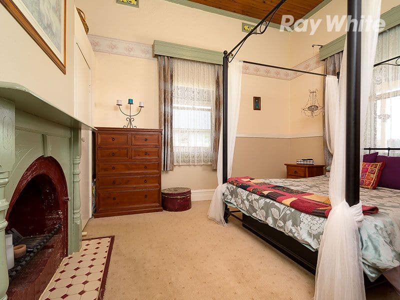 27 Bow Street, COROWA NSW 2646, Corowa - Thumbnail 6