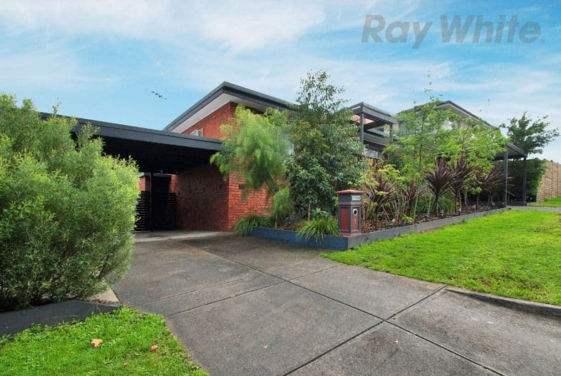 1 Highview Drive, MOOROOLBARK VIC 3138, Mooroolbark - Thumbnail 2