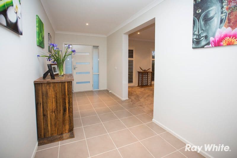 31 Edgeware Close, PAKENHAM VIC 3810, Pakenham - Thumbnail 4