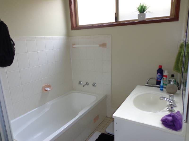 8 Rabaul Close, BOSSLEY PARK NSW 2176, Bossley Park - Thumbnail 6