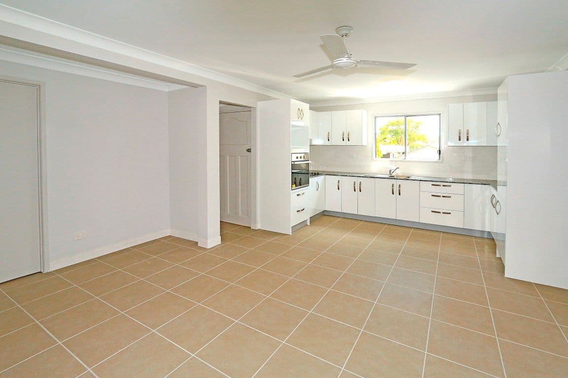 52 Macalister Street, Park Avenue QLD 4701, Park Avenue - Thumbnail 3