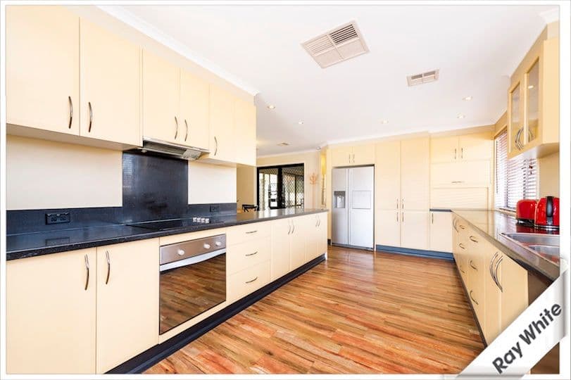 7 Balala Place, Isabella Plains ACT 2905, Isabella Plains - Thumbnail 3