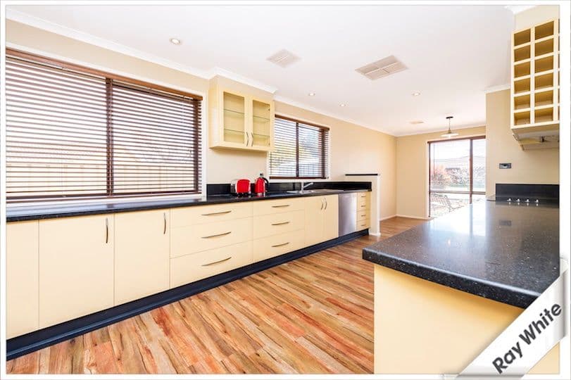7 Balala Place, Isabella Plains ACT 2905, Isabella Plains - Thumbnail 4