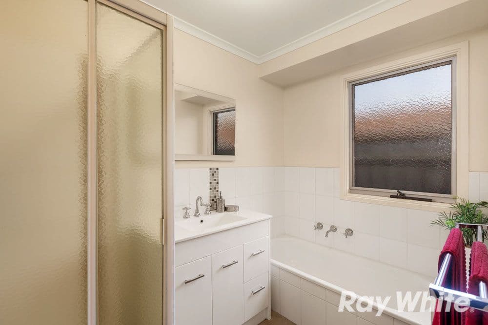 2 Raffindale Court, Mill Park VIC 3082, Mill Park - Thumbnail 6
