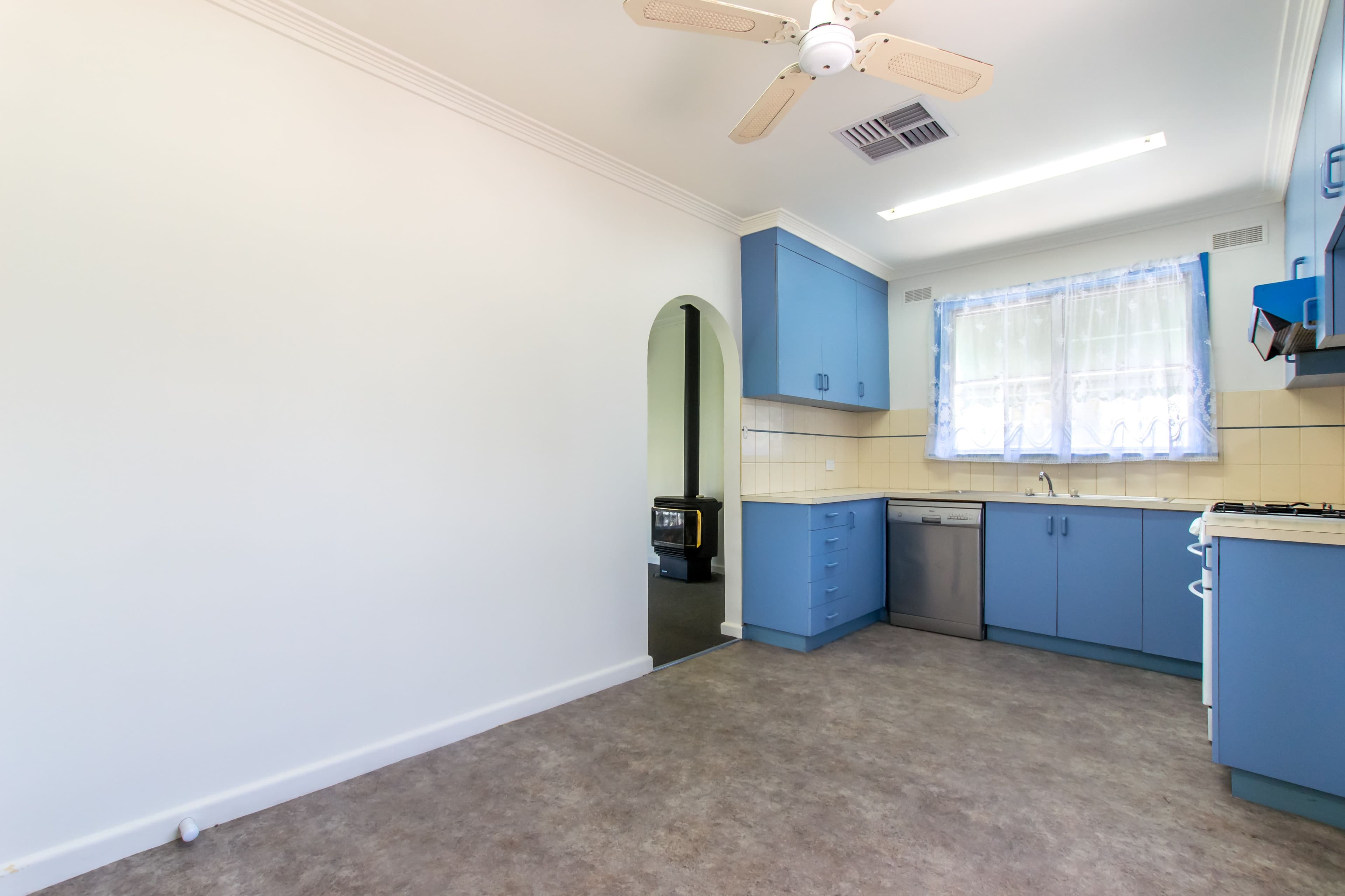 47 Moray Crescent, North Bendigo VIC 3550, North Bendigo - Thumbnail 4