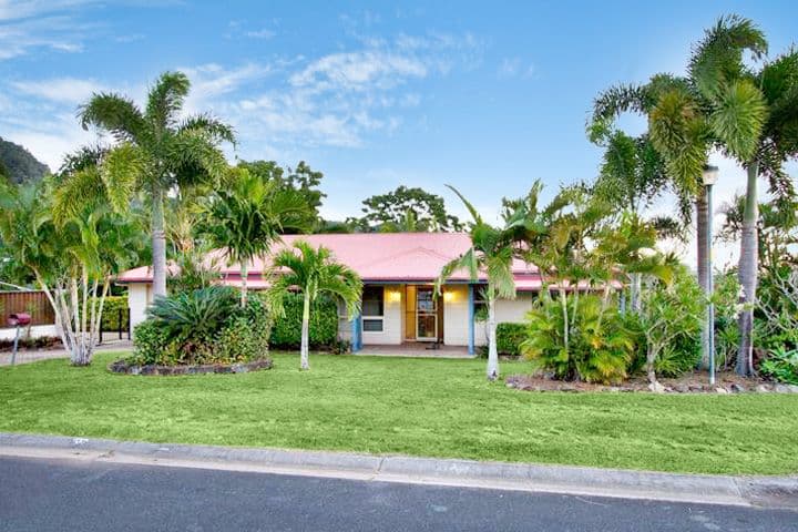 10 Panoramic Court, Cannonvale QLD 4802, Cannonvale - Image 1