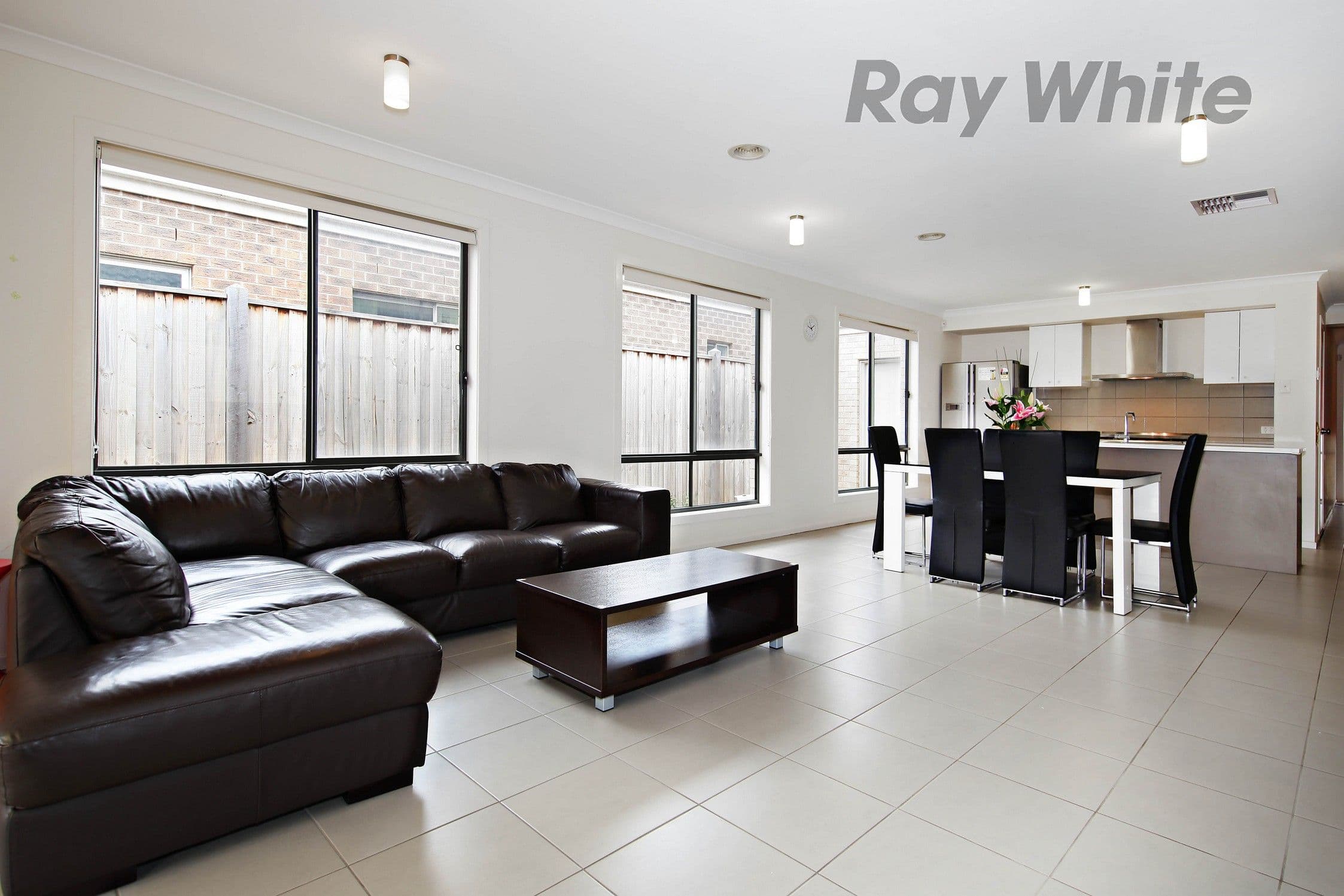 3 Aruba Avenue, Point Cook VIC 3030, Point Cook - Thumbnail 2