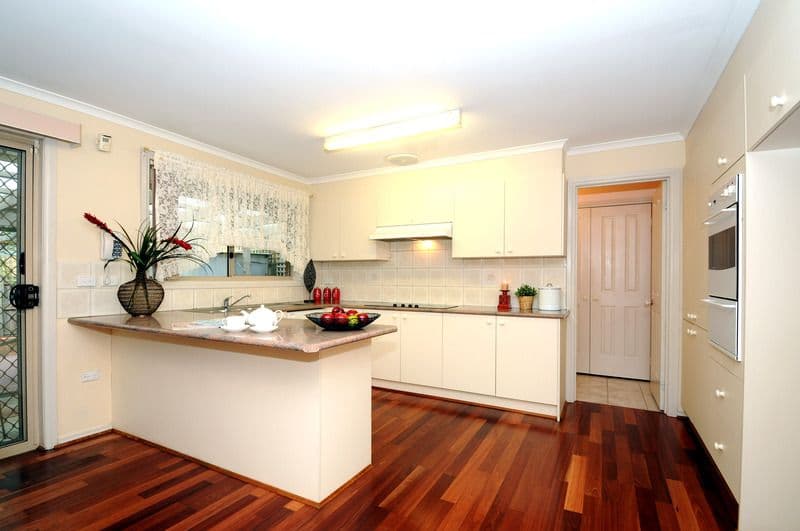 27 Ambrie Crescent, NOBLE PARK VIC 3174, Noble Park - Thumbnail 4