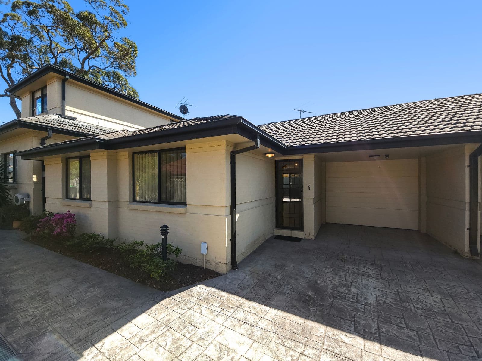 2/93 Ramsay Road, Picnic Point NSW 2213, Picnic Point - Image 1