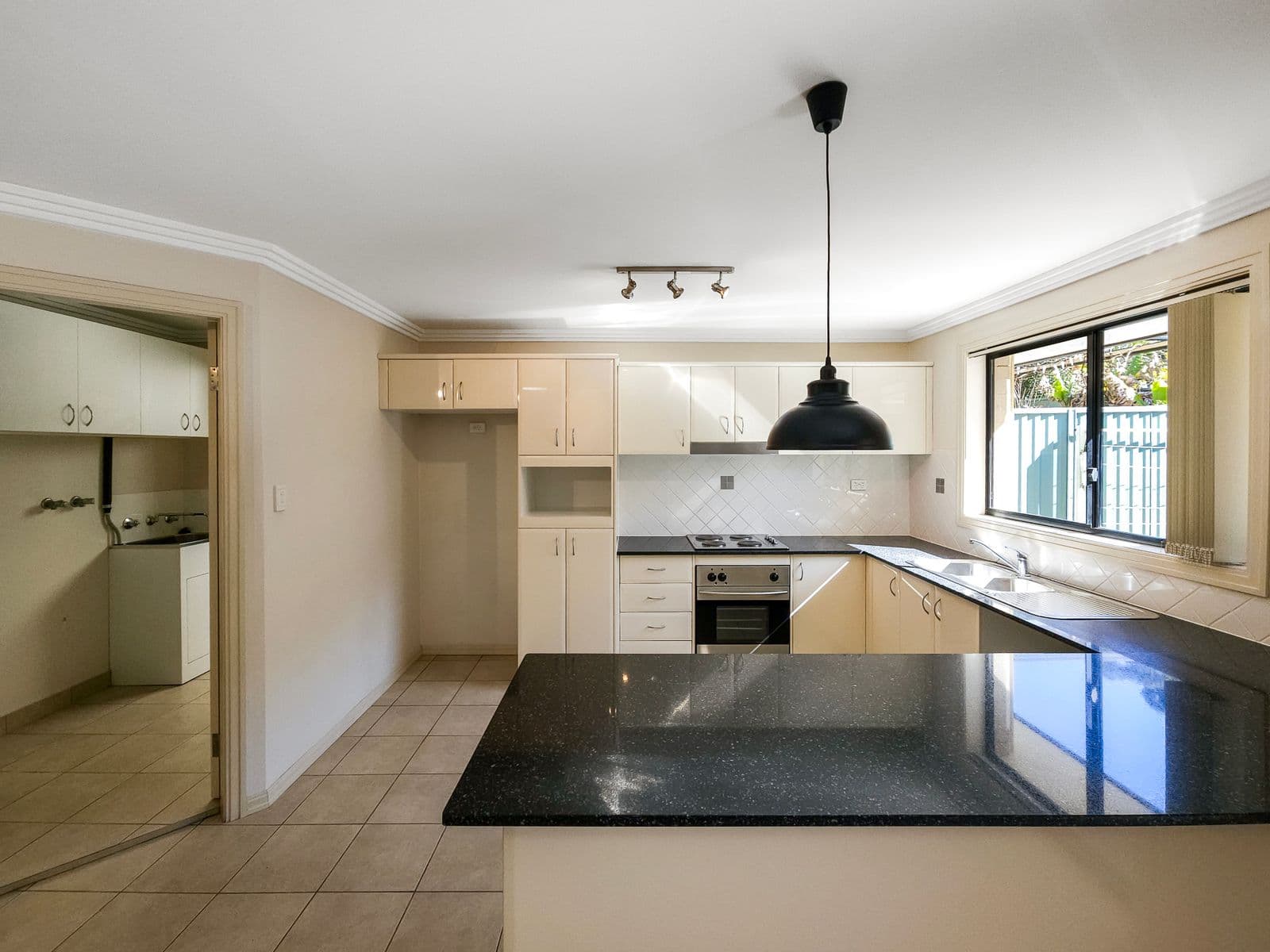 2/93 Ramsay Road, Picnic Point NSW 2213, Picnic Point - Thumbnail 5