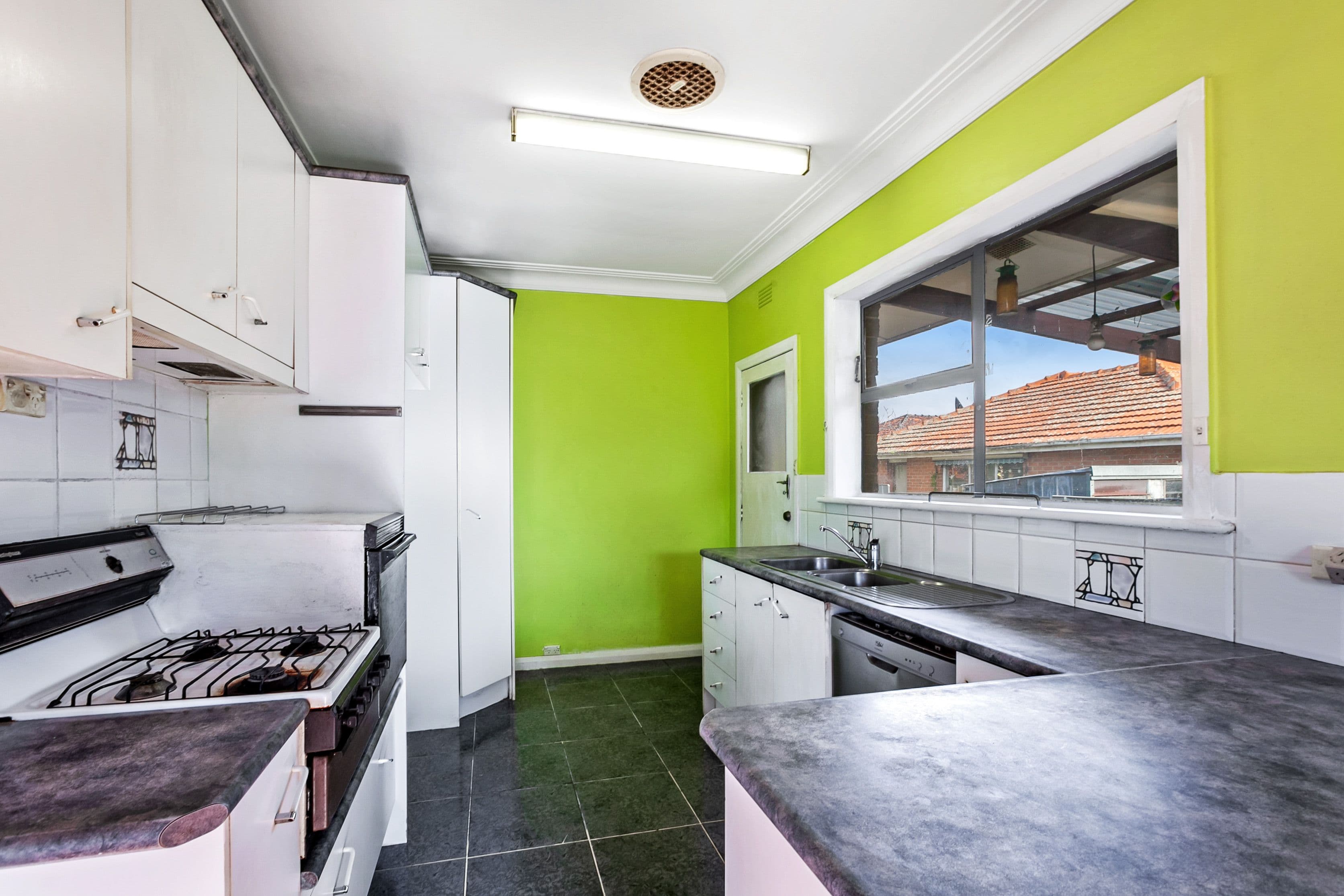 73 Glasgow Avenue, Reservoir VIC 3073, Reservoir - Thumbnail 3
