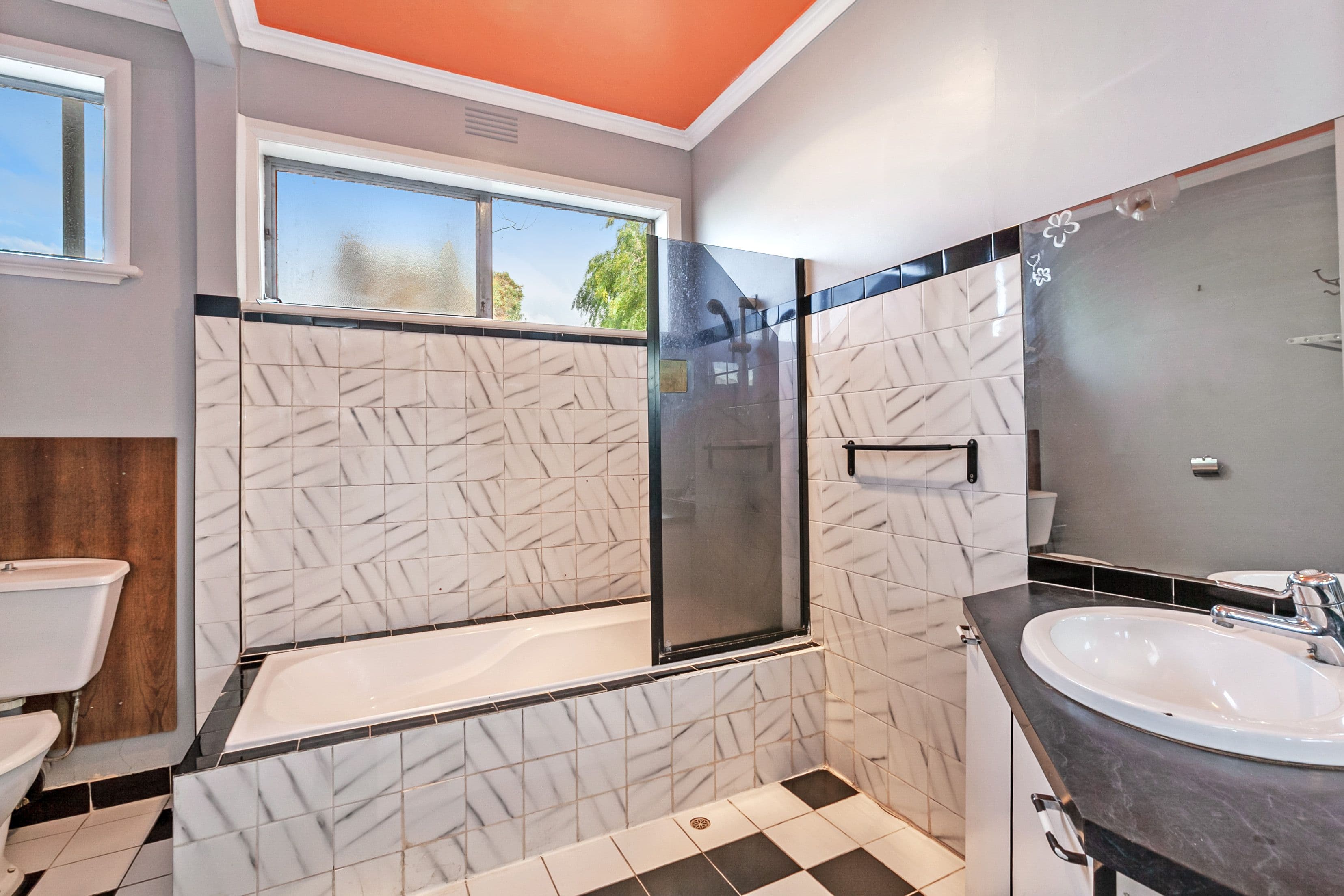 73 Glasgow Avenue, Reservoir VIC 3073, Reservoir - Thumbnail 7