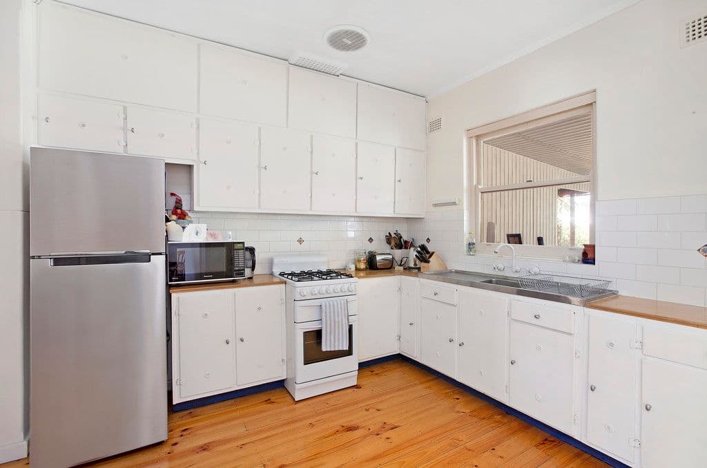 49 Webb Street, Henley Beach SA 5022, Henley Beach - Thumbnail 4