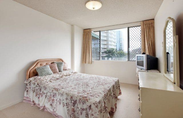 5 'Wyuna', 82 The Esplanade, BURLEIGH HEADS QLD 4220, Burleigh Heads - Thumbnail 5