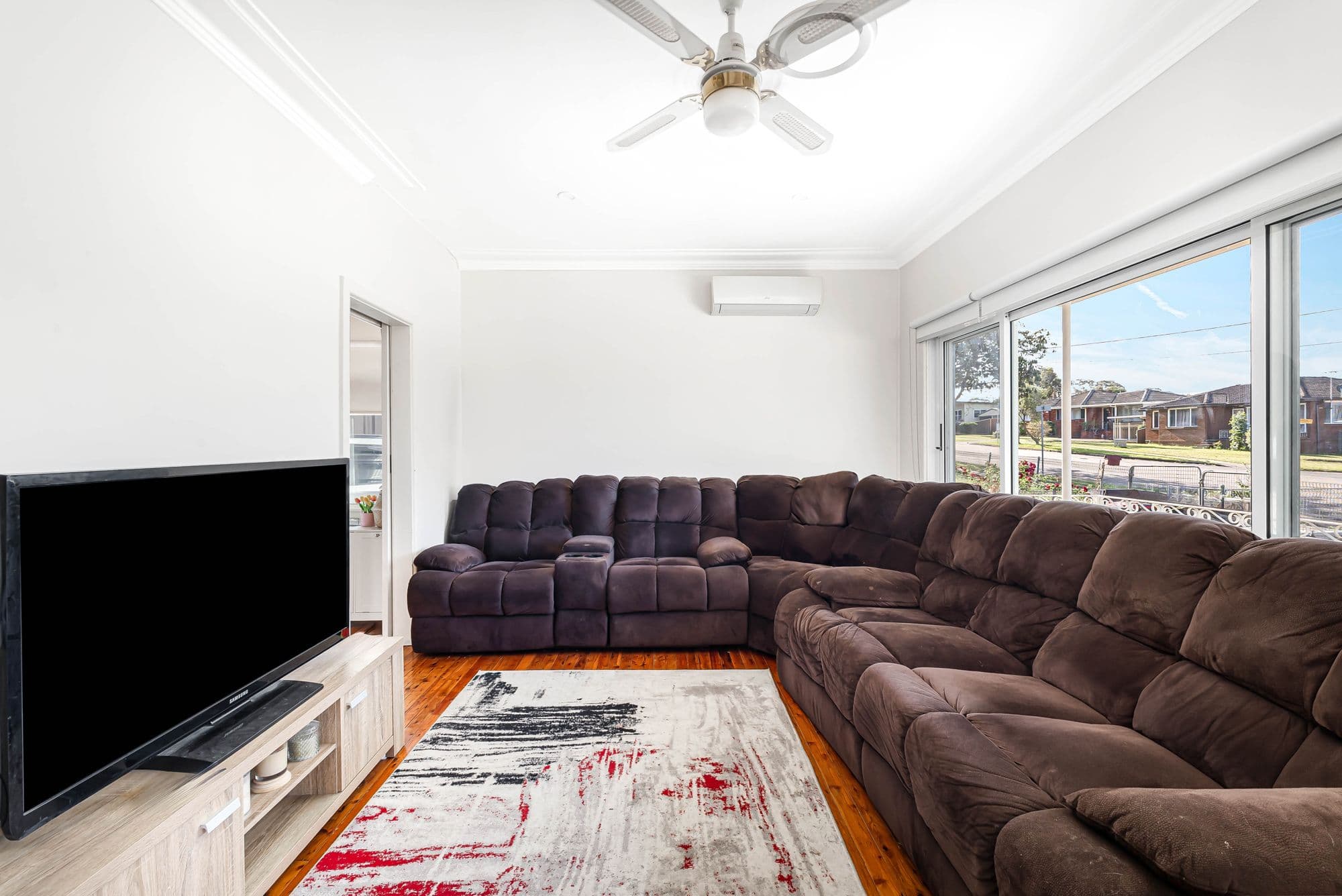 8 & 8a Oxford Street, Cambridge Park NSW 2747, Cambridge Park - Thumbnail 2
