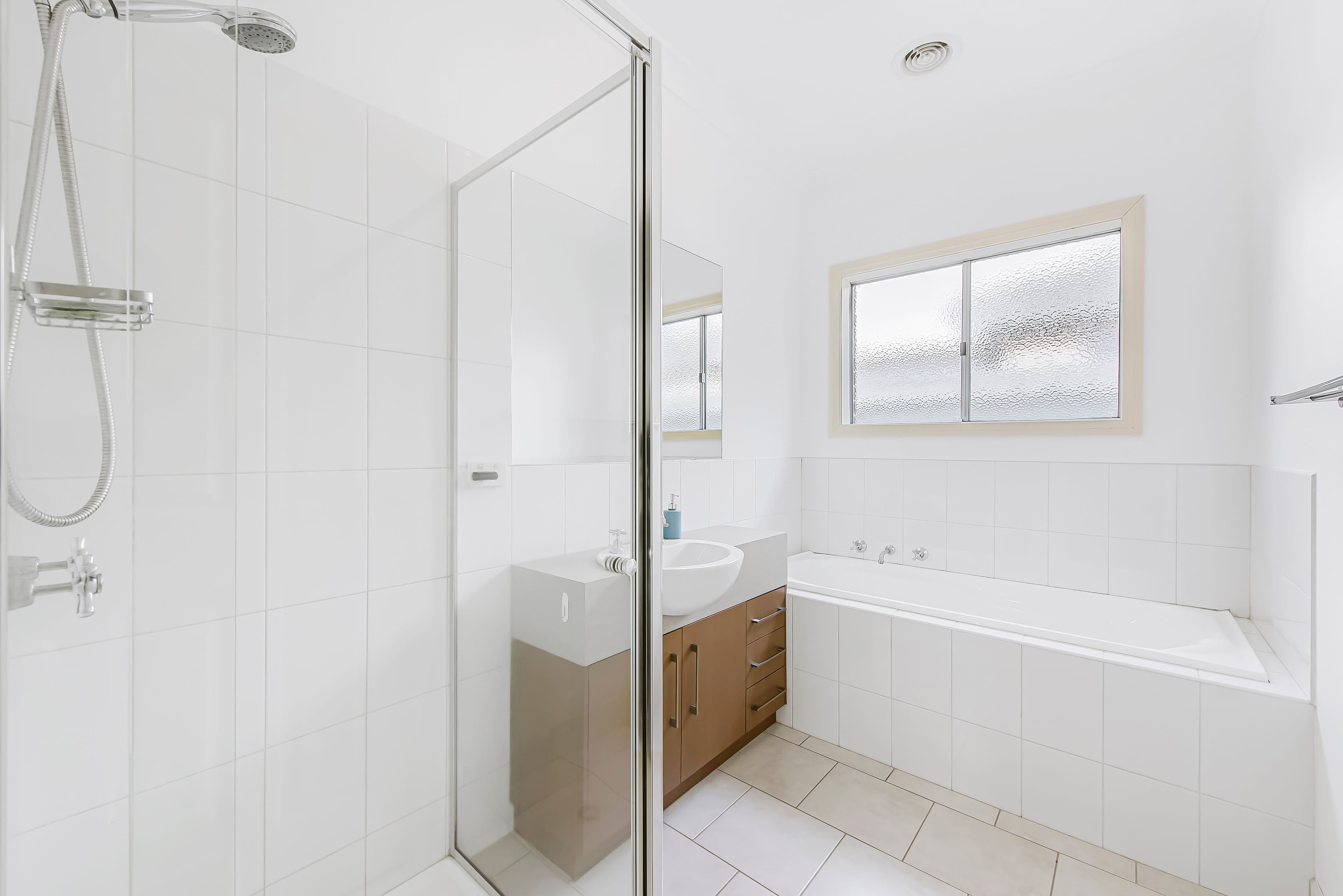 1A Gottard Court, Keilor Downs VIC 3038, Keilor Downs - Thumbnail 6