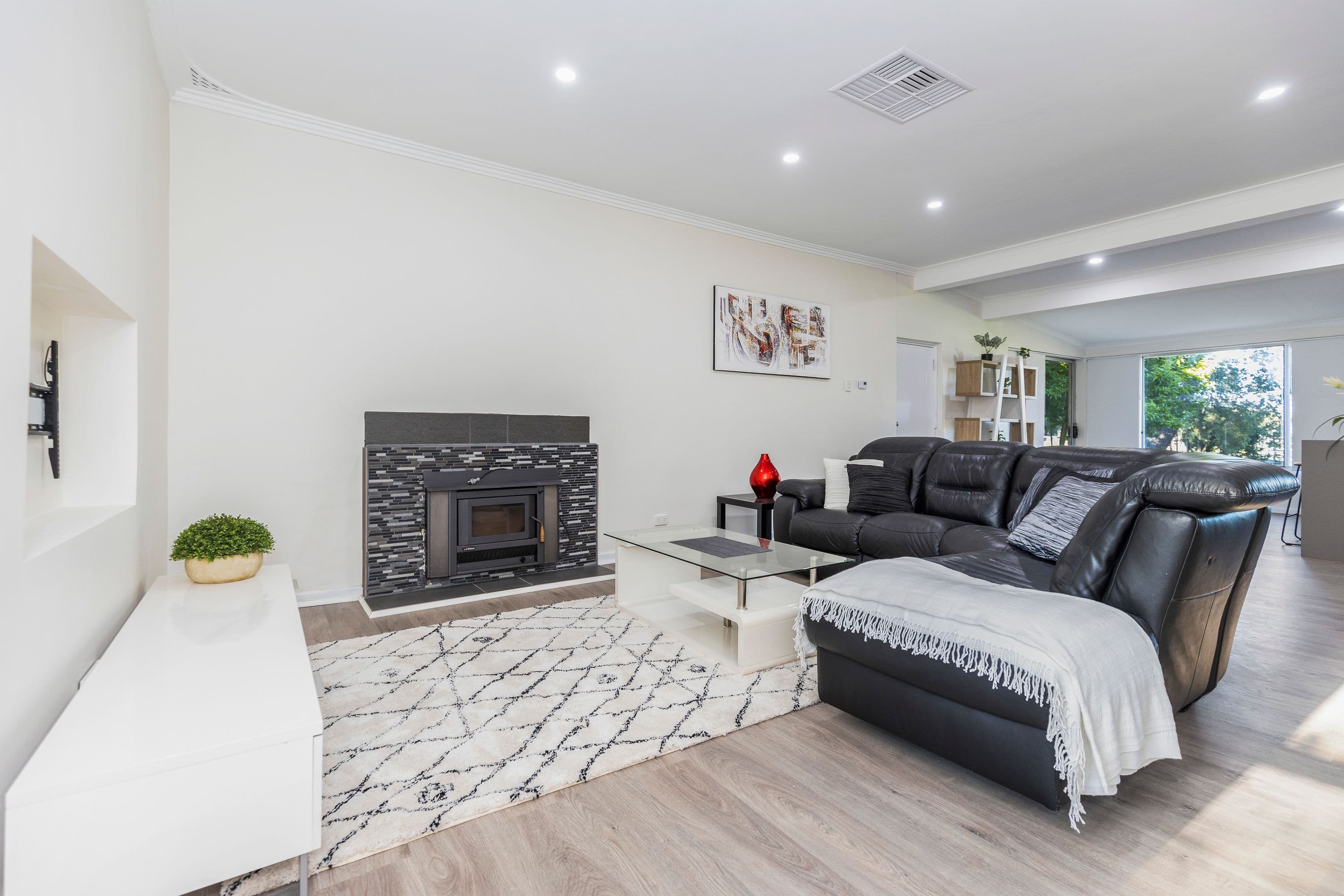 9 Staniland Street, Orange Grove WA 6109, Orange Grove - Image 1