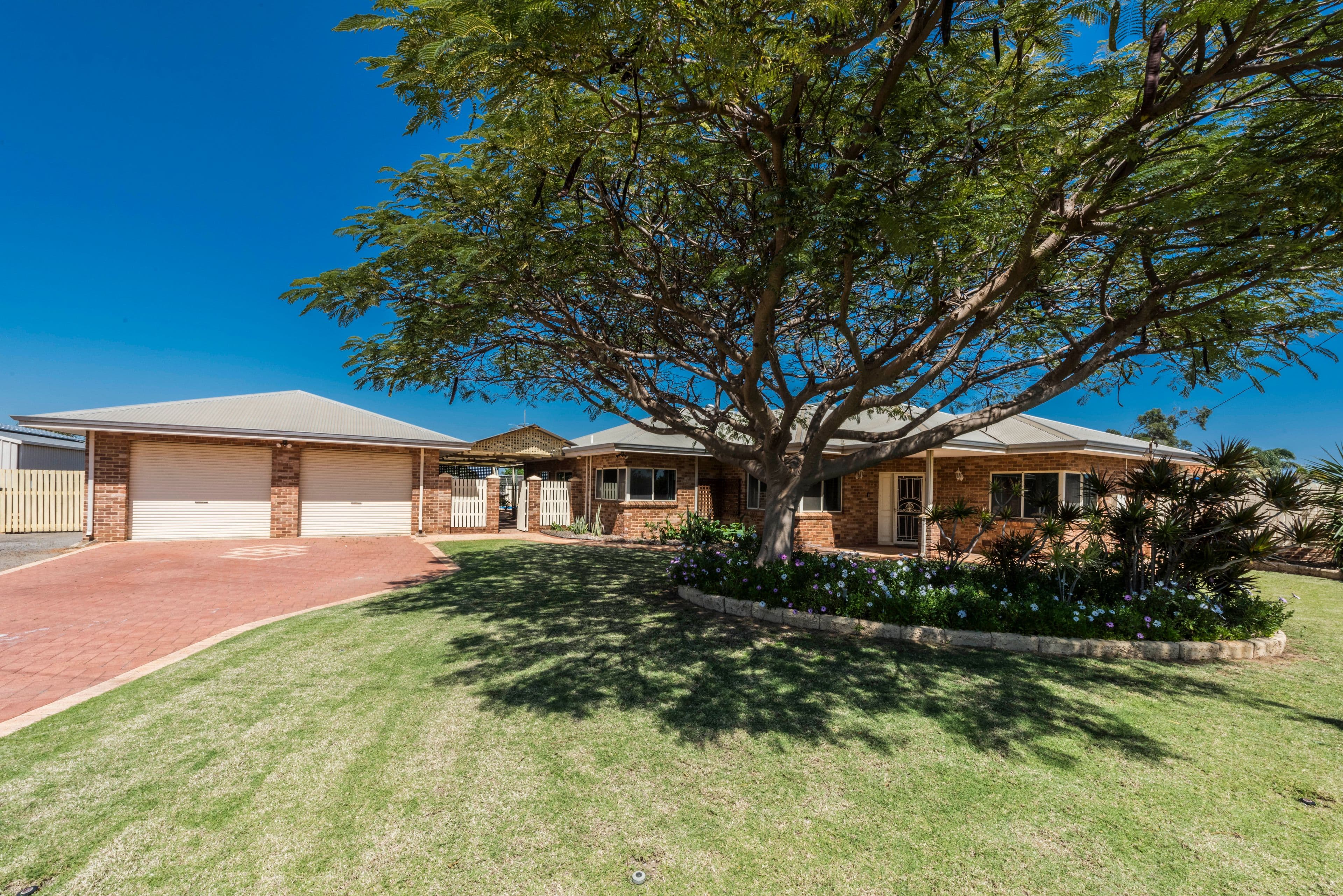 13 Calythrix Court, Strathalbyn WA 6530, Strathalbyn - Thumbnail 2