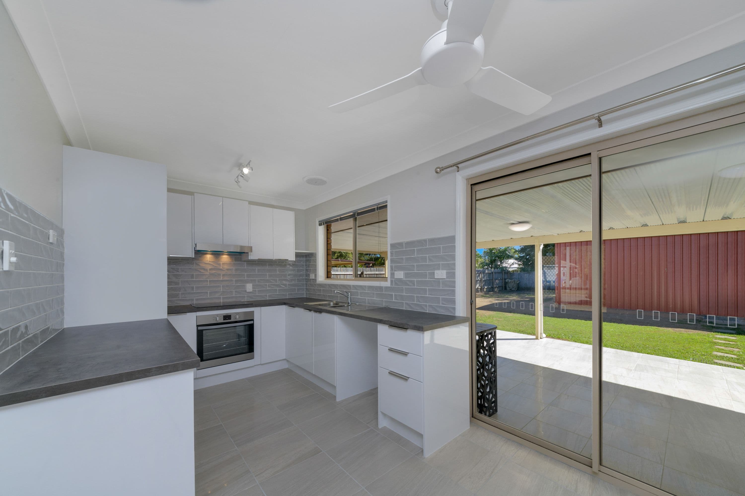 15 Guinane Court, Kelso QLD 4815, Kelso - Thumbnail 2