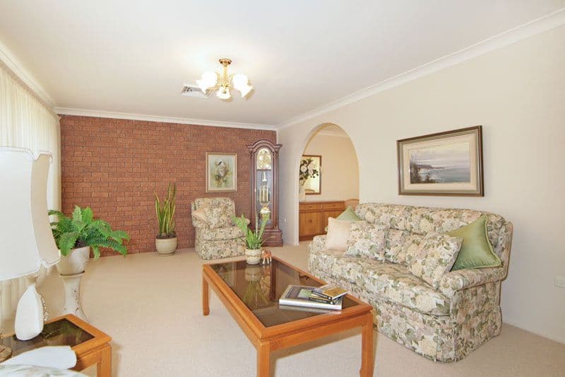 4 Caloola Close, BATEAU BAY NSW 2261, Bateau Bay - Thumbnail 4