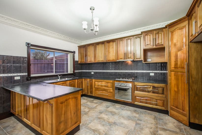 15 Delaware Street, Reservoir VIC 3073, Reservoir - Thumbnail 3